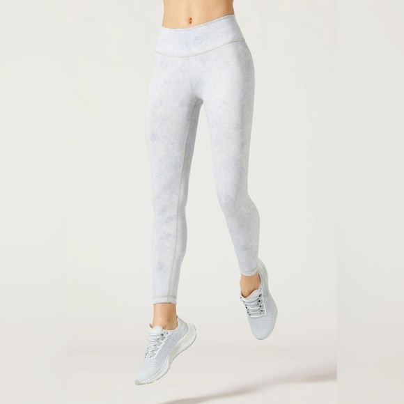 Wear It To Heart High Waist Reversible Leggings In Asteroid Silver Size XS NWT - Picture 2 of 11